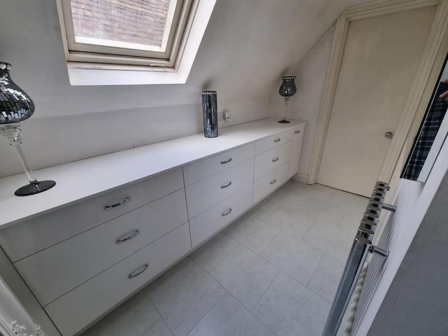 Beautiful Apartment In The Heart Of Rochester Рочестър Екстериор снимка